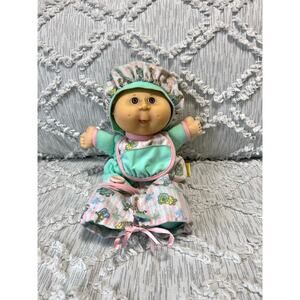 Vintage 1992 Cabbage Patch Kids Love and Care Baby Infant Doll